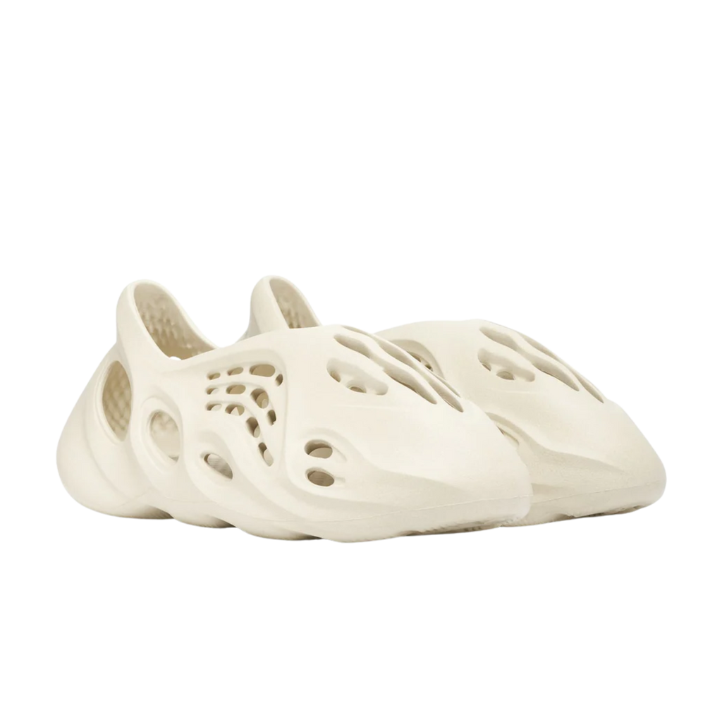 YEEZY foam runner "SAND"